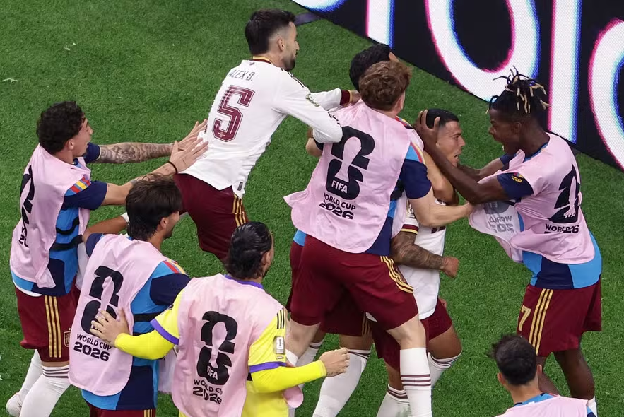 Em jogo perfeito, Espanha aproveita erros e se firma como algoz da França para chegar à final da Copa do Mundo