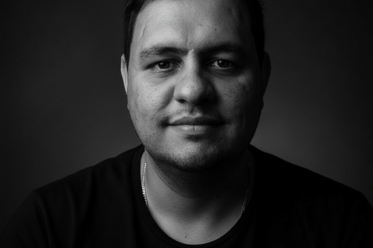 freepik__ultra-realistic-black-and-white-portrait-of-a-braz__10852